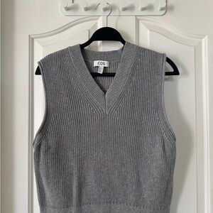 COS Gray Women's Sweater Vest